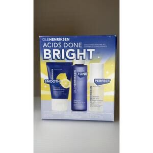 OLEHENRIKSEN Acids Done Bright Skincare Set